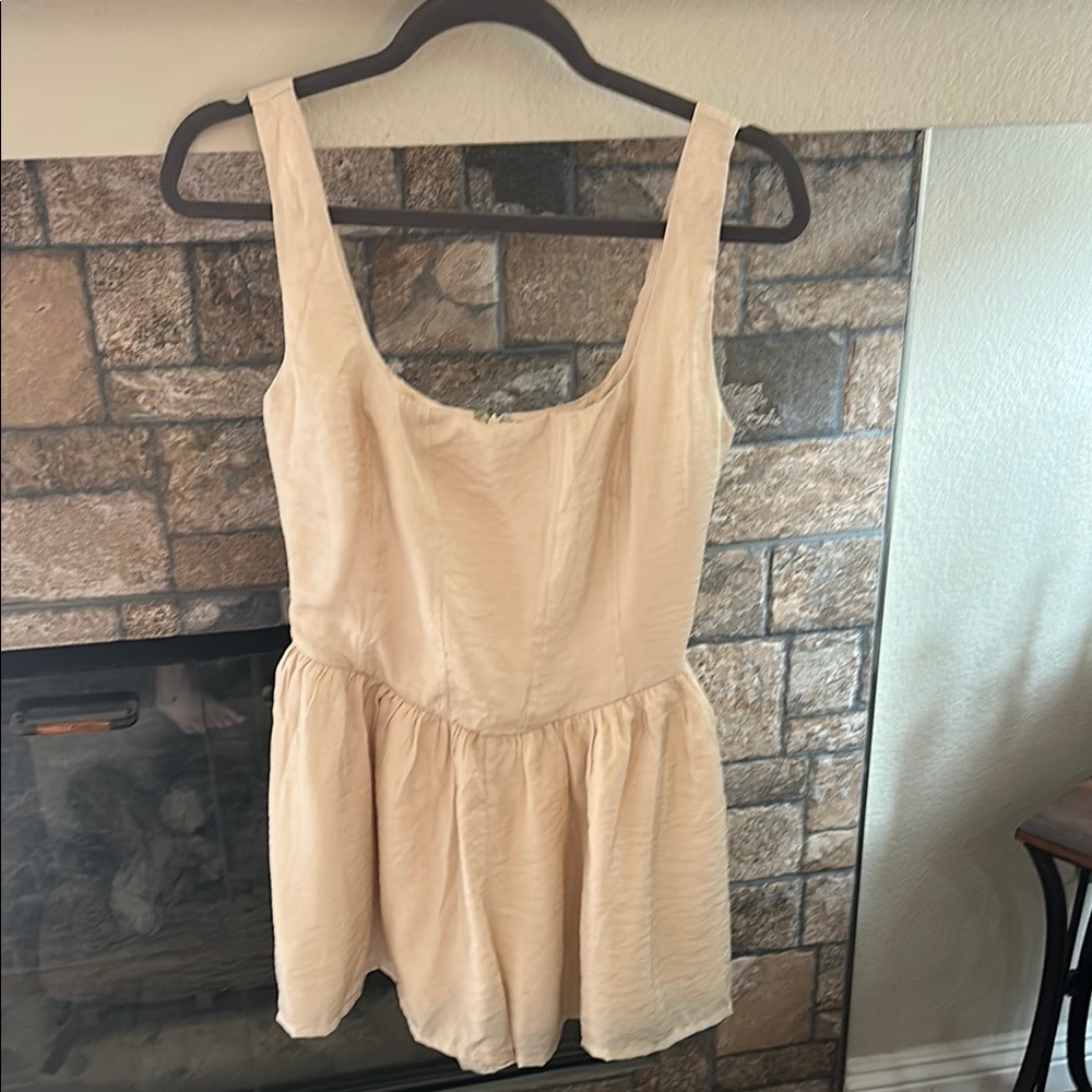 Princess Polly Women’s Judson Cream Romper